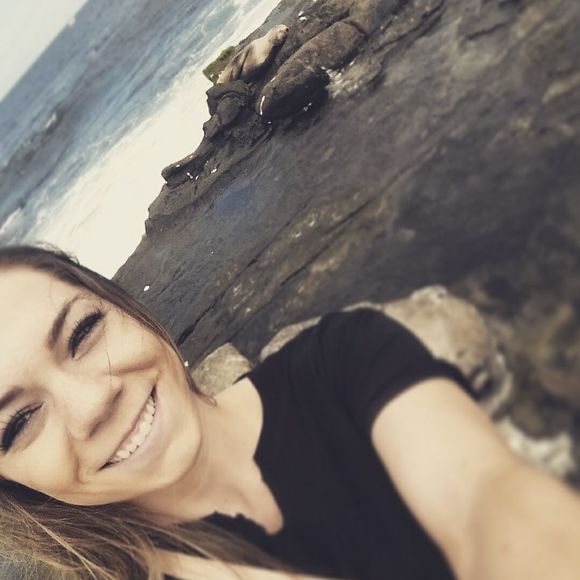 Meet your Posher, Shelby - Picture 1 of 1